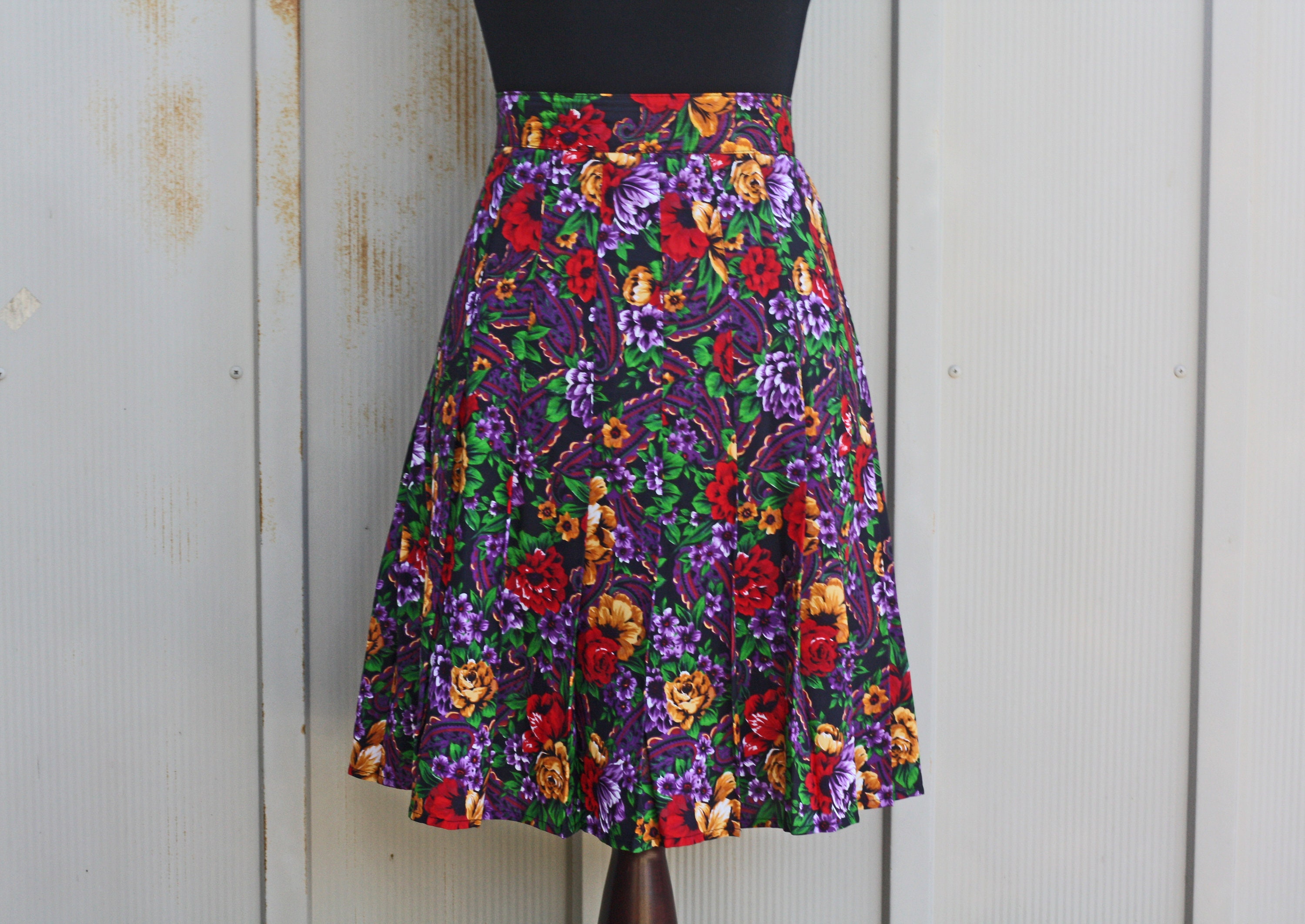 90s skater skirt