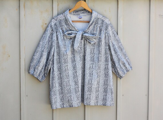 Plus Size Secretary Top - Pussybow Blouse - Ascot