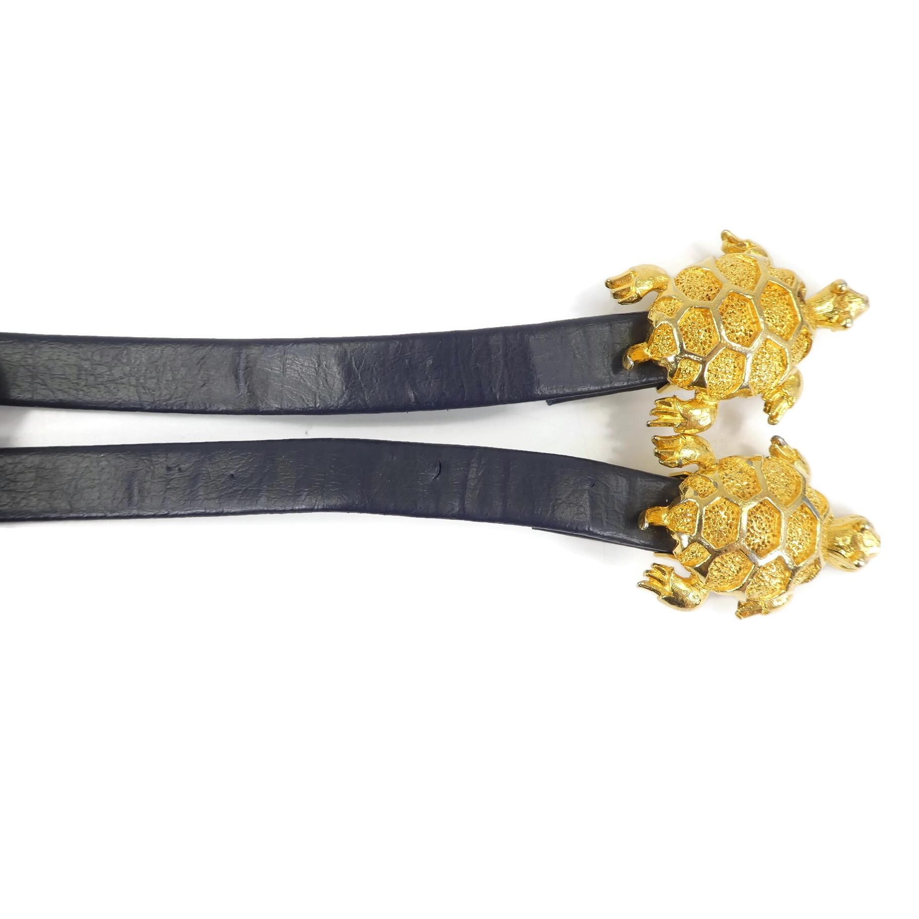 Iconic 1975 Mimi di N Kissing Turtle gold-tone stretch metal belt RARE Vintage MIMI DI NISCEMI Gold-plated Cockle Shell Design 2-piece  main image 2