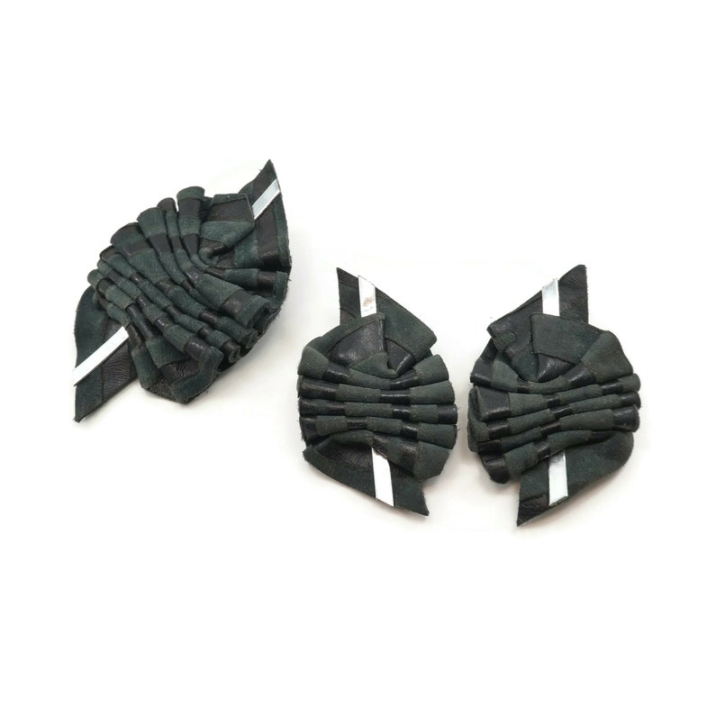 Grey Leather Brooch Set Circa 1980/'s Vintage Post Earrings Silver Tone
