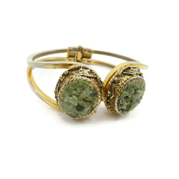 Vintage Gold Tone and Green Jewel Retro Clasp Bracelet
