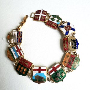 Vintage Canada Enamel Bracelet - Canadian Provinces - Souvenir Bracelet 121