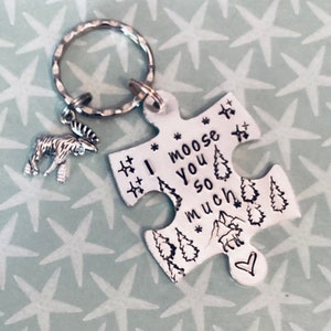 I miss you gift,I moose you so much keyring, faraway friends,interlocking, separated friends,for her, for him, imagem 4