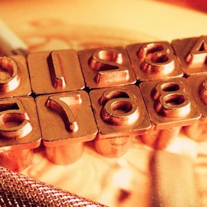 Número do conjunto completo - Ferramentas de escultura em couro - Selo de martelo Pidiao letras maiúsculas impressão de letras maiúsculas cobre elétrico sênior