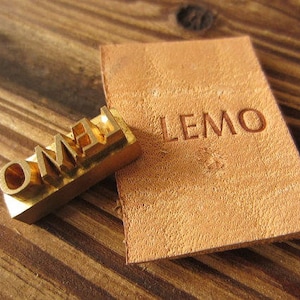 Tampon en cuir personnalisé pour embosseur - créez votre logo tampon en laiton - outils en cuir Moule personnalisé à la main, moule en bois, outils en fer pour gâteaux