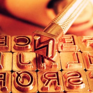 high quality Special Full set 26 alphabet Leather carving tools - Hammer seal stamp Pidiao letters uppercase letter printing hollow copper