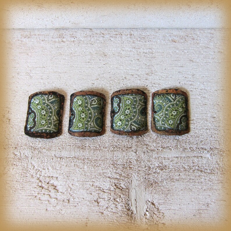 Set of 4 enameled copper charms for bracelet