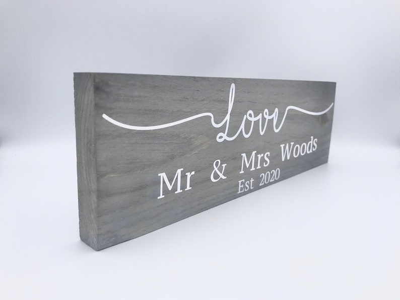 Personalised Wooden Mr and Mrs Sign Unique Wedding Present - Etsy