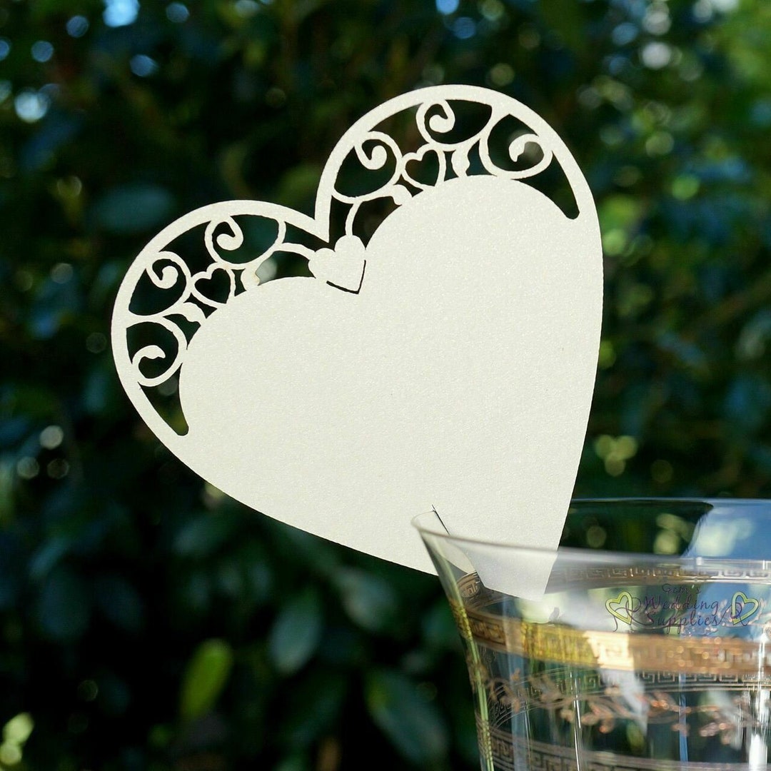 Tarjetas Marcasitios Boda Tarjeta De Lugar De Mariposa Cortada Con Láser,  Marca De Mesa, Copa De Vino, Tarjetas De Nombre Tarjetas Personalizadas  Comunion, image size:1080x1080