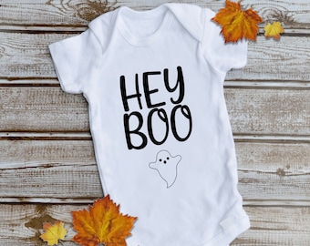 HEY BOO Onesie© - Halloween Baby Onesie© - Ghost - Fall Baby Clothes - Bodysuit - Newborn Halloween Clothes