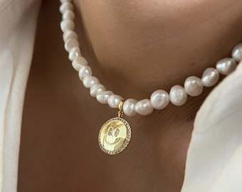 Collier de perles de perles, collier de perles de visage souriant, collier d'or de visage souriant, collier souriant, collier souriant d'or, collier de perles