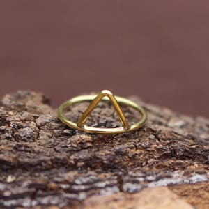 Triangle Brass Ring, Minimal Ring, Yoga Jewelry, Tribal Ring, Minimal Jewellery, Geometric Spiritual Jewelry, Ethnic Ring, Bague Flèche image 1