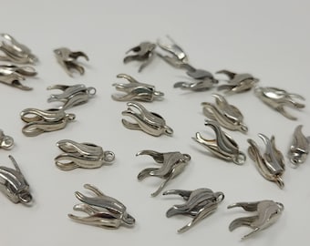Pack of 25 Silver or Gold Tone Metal 4-Prong Claw Tulip Bell Bead Caps Vintage Victorian Beading
