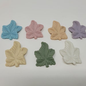 7 pezzi di porcellana pastello foglia palmate foglie ceramica bisque vintage cabochons cameos