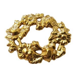 10 pcs Gold Tone Metal Filigree Floral Wreath Flower Craft Accents Jewelry Findings