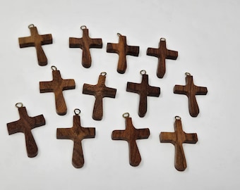 12 pendentifs croix en bois sculpté, 42 mm, breloques religieuses en bois pour travaux manuels