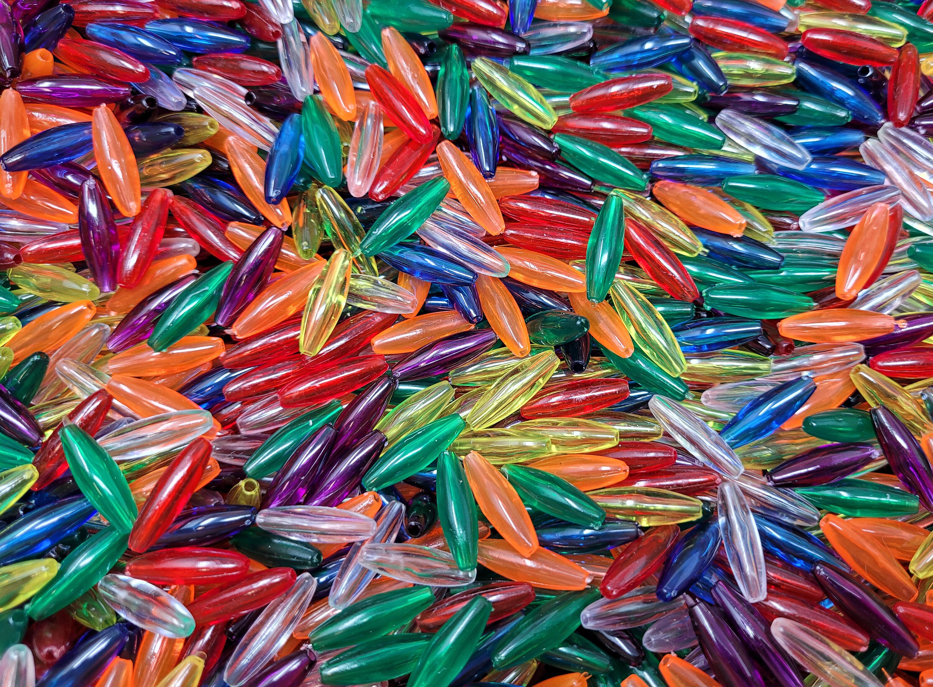 500 Pcs Transparent Translucent 19mm x 6mm Oval Spaghetti Plastic Acrylic Craft Beads
