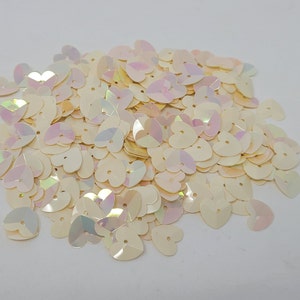 200 pcs Vintage Loose Dimensional Raised Cream Heart Sequins Small 8mm for Sewing Crafts