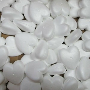 Lote de 25 formas de corazones de poliestireno Dylite de 2-3/4" para manualidades infantiles, día de San Valentín