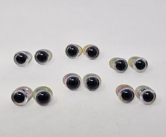 Zim's Vintage 15mm Clear Standard Plastic Safety Eyes for Craft Doll,  Amigurumi Toy, or Puppet Making, 6 Pair 