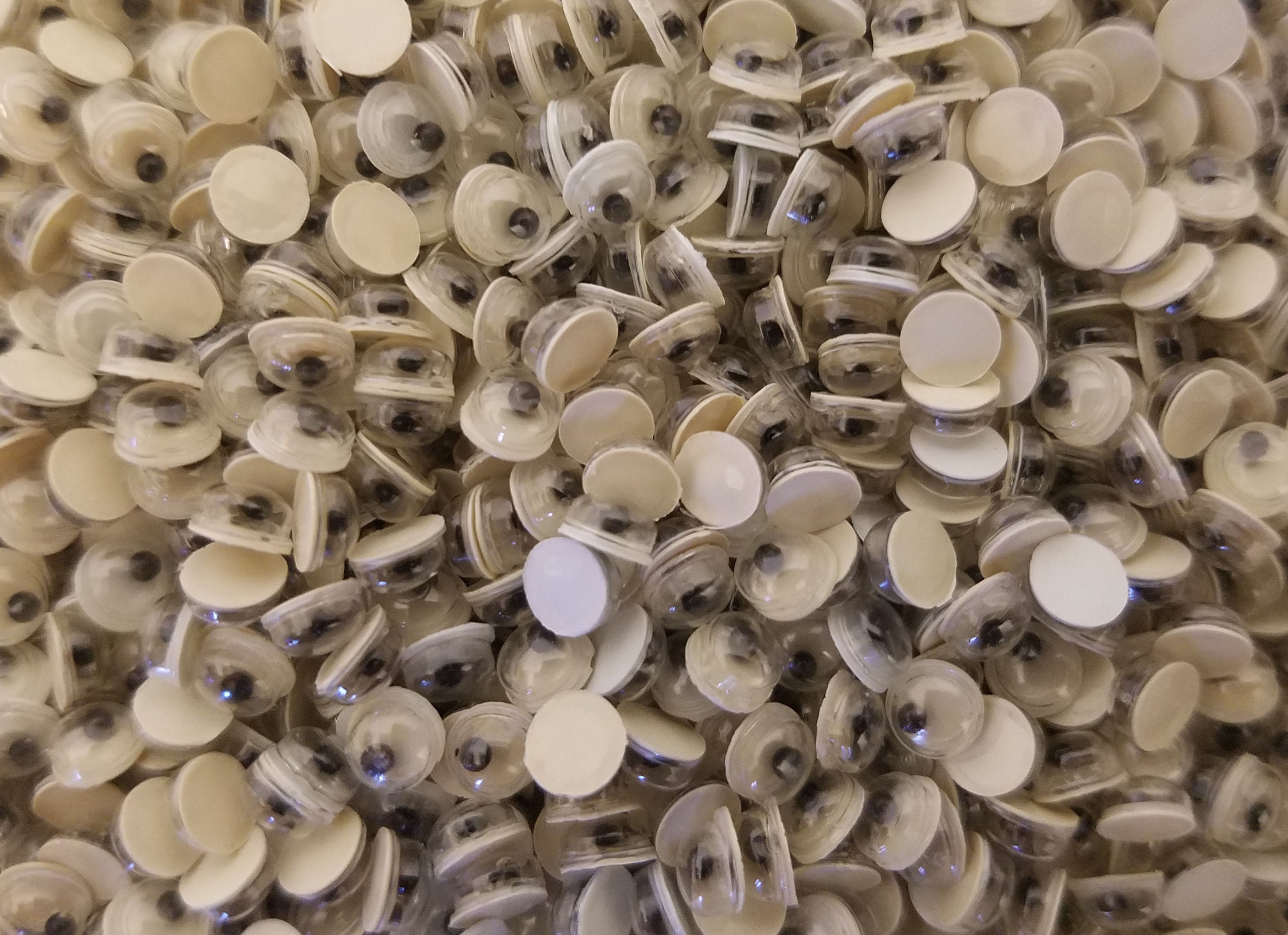 2,000 Pieces Movable Wiggle Googly Eyes Tiny 4mm for Crafts