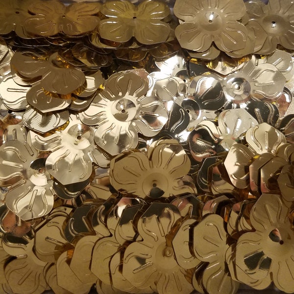 150 piezas de lentejuelas de flores de roseta sueltas vintage grandes de 23 mm de oro metálico para manualidades de costura