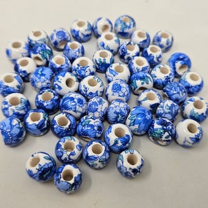 Lot of 50 Vintage Blue & White Painted Floral Flower 10mm Round Ceramic Craft Jewelry Beads