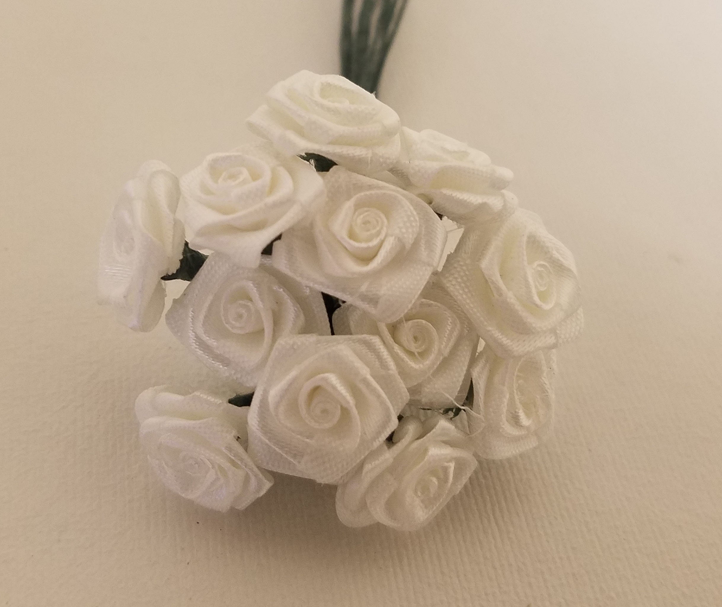 Lot 144 pcs White Satin Ribbon Roses Flowers 12mm 1/2" 1/2 Inch on Wire Stem 