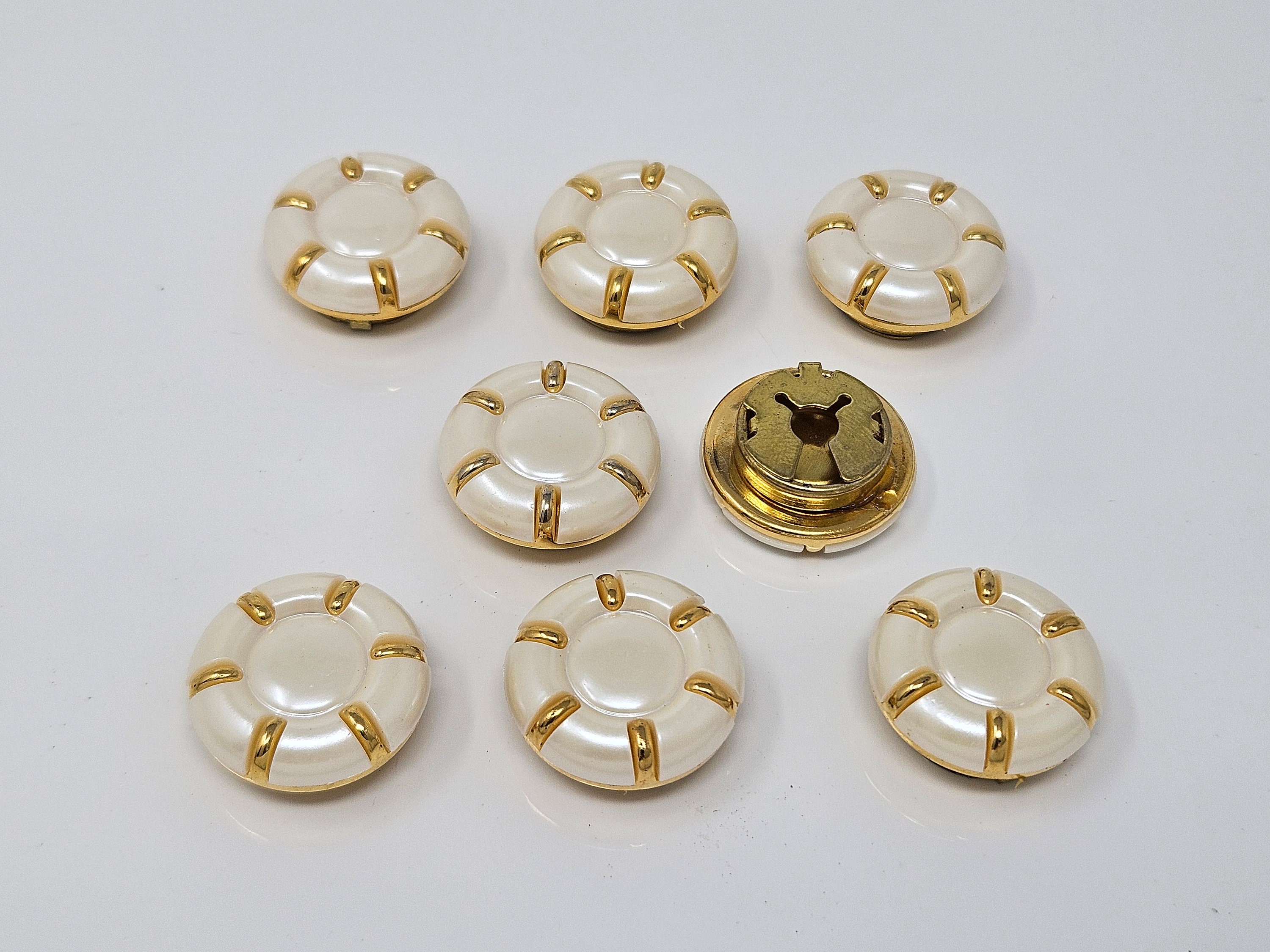 8 Stück Elfenbein Perlen & Gold Einzigartige Kunststoff Messing Nähen Knopf Abdeckungen Runde Große 25mm 1 "Vintage