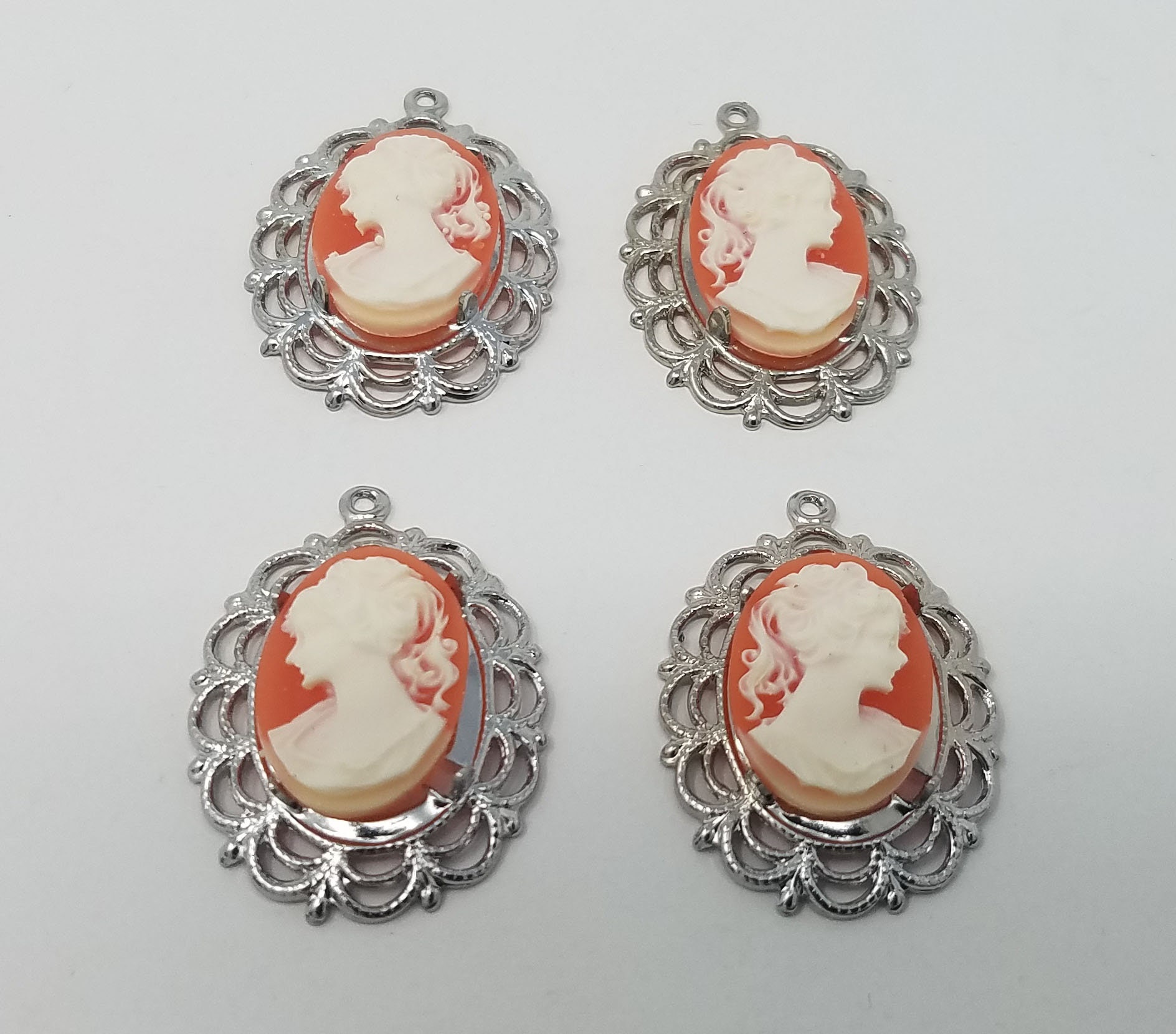 4個 13 mm x 18 mm ヴィンテージ ビクトリア朝 レディ 樹脂 カメオ