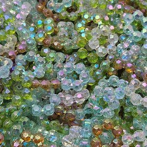 Pack of 500 Iridescent AB Crystal Faceted Round Circlet Plastic Craft Beads