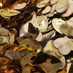 150 pcs Vintage Heart Shaped Sequins 15mm Metallic Colors for Sewing Crafts