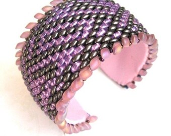 Pulsera pulsera manchette puño "FLIEDER EN NEBEL" enorme cuero púrpura super dúo