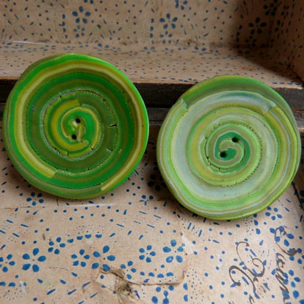 Set of 2 big round buttons Lime green - Handmade Polymer clay buttons -  Spiral 1"1/2 unique pattern 4cm - Sewing DIY set, boho country