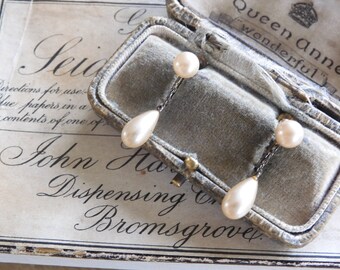 Lovely Vintage 1950s Sterling SIlver PEARL Drop Screw Back Earrings