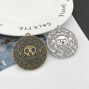 3 pcs 39x39mm Antique Silver Pirates of the Caribbean Aztec Charm pendants