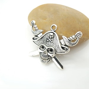 10pcs 44x39mm Antique Silver Pirate Skull Charms Pendants-hat charm