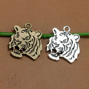 20pcs 24x28mm Antique Tiger Head Charms Pendants