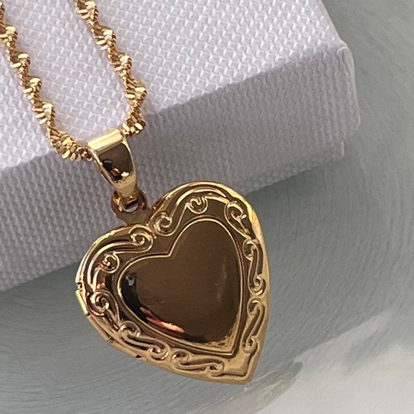 Gold Heart Locket Necklace, Gift Locket, Best Friend Gift for Her ,Woman Gift, Love Minimal Dainty Locket
