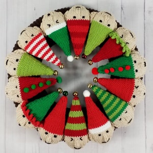 Santa's Elves Wreath Knitting Pattern Instant Download PDF