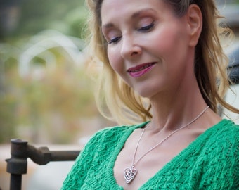 Celtic Motherhood Knot Necklace - Etsy