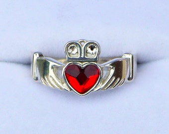 Claddagh Ring With Crystals