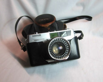 Vintage Camera Petri 7S Photography Equipment 35mm Decor Accessories Case