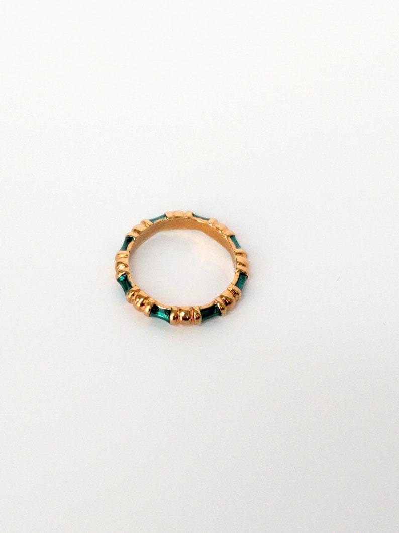 Vintage 70s Avon ring Gold green teal enamel band Royal Circle 1979 minimalist dainty size 6