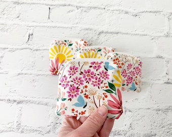 Floral Pouch, Mini Pouch, Zipper Pouch, floral Pouch, Coin Purse, Pouch with Hearts, Gifts for Her, Small Zipper Pouch