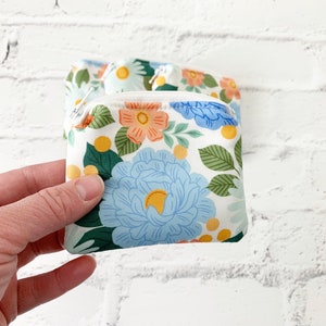 Floral Pouch, Mini Pouch, Zipper Pouch, floral Pouch, Coin Purse, Pouch with Hearts, Gifts for Her, Small Zipper Pouch