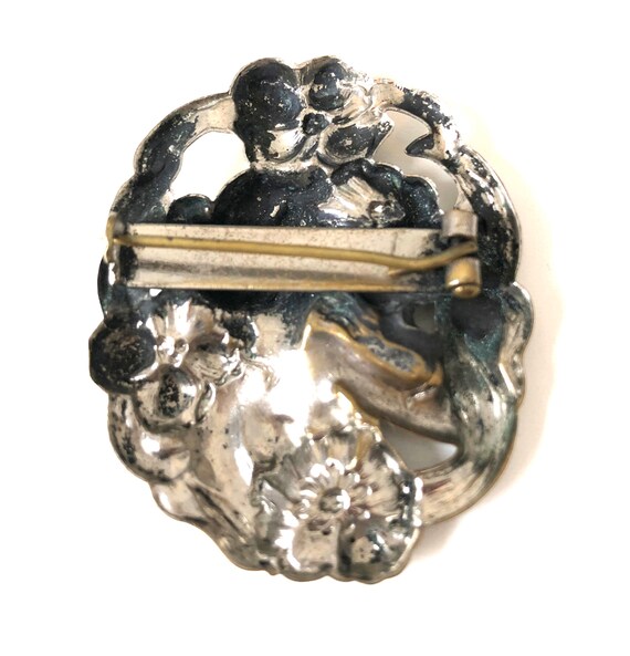 Victorian Lady Brooch Gem