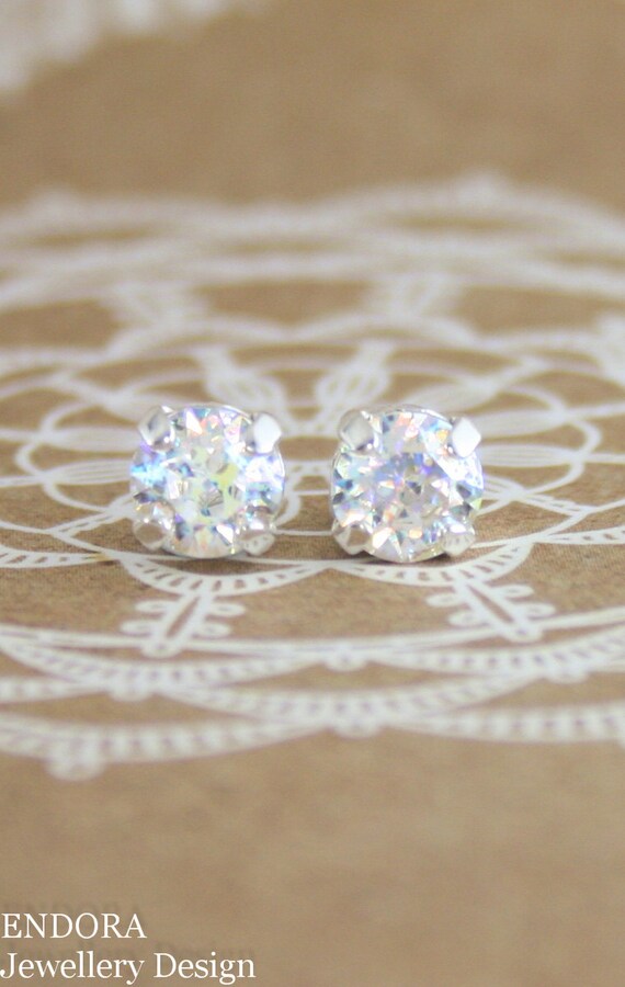 Small Swipe Earrings Crystal-Embellished main image 1