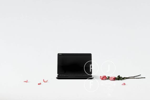 Computer Mockup Feminine Blog Background Roses Laptop Mockup Blank