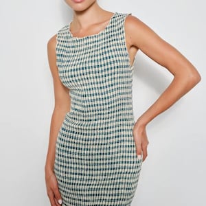 NEW women’s boutique dark green plaid gingham smocked dress